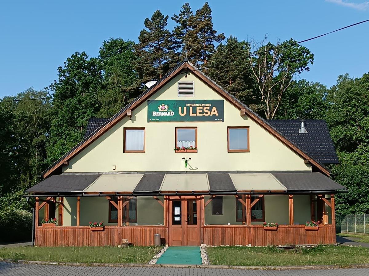 Hotel Restaurace A Penzion U Lesa Havířov Exterior foto